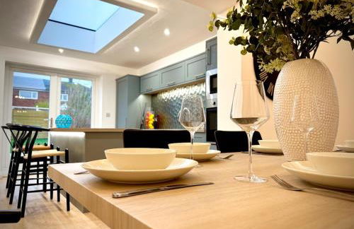 Tudor Hot Tub Family House - Foto 28