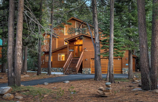 Hansel by Avantstay Pool Table, 5mins to Skiing - Foto 26