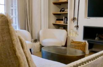 Arties Lodge - Photo 8