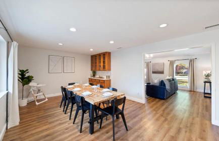 5BR Family Oasis with Pool and Game Room - Foto 9