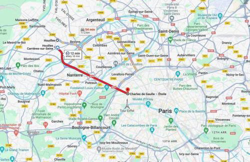 In city center and next to the train station - Foto 3