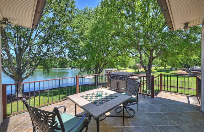 Water, Water Everywhere by Avantstay Pool + Dock - Foto 60