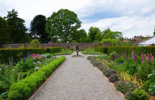 Netherby Hall - Foto 12