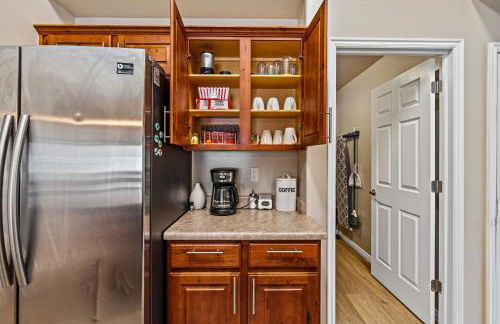 Fully Stocked Home with Hot Tub and Private Yard - Photo 16