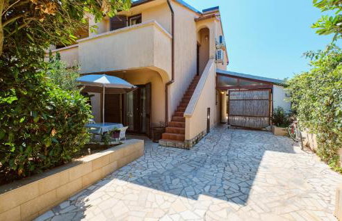 3 Bedroom Pet Friendly Apartment In Artatore - Foto 9