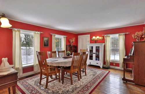 Chittenden Farmhouse - Historic 4BR, 2BA, 20 Min to Skiing, 7 Min to Mountaintop Resort - Foto 17