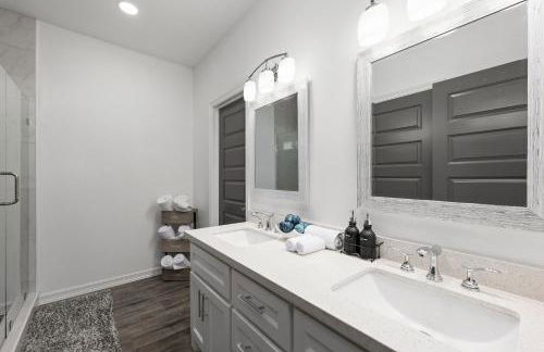 Spacious Modern 3 Bd 2Ba House with Garage and Parking - Foto 14