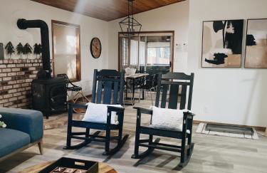 Lovely Home in Pollock Pines with Hot Tub - Foto 23