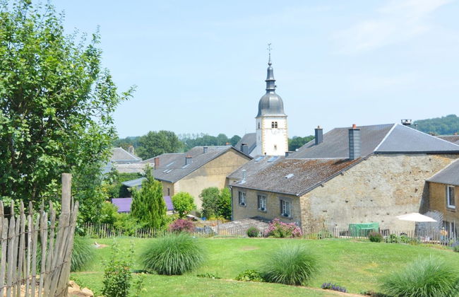 Modern Farmhouse in Chassepierre With Terrace - Photo 31