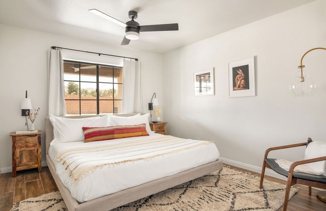 Flora by Avantstay Modern Private Desert Oasis on Large Grounds w Pool Bocce Ball - Foto 37