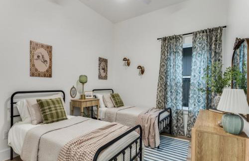 New! 4 BDRM Home near stockyards & DT Fort Worth - Foto 13