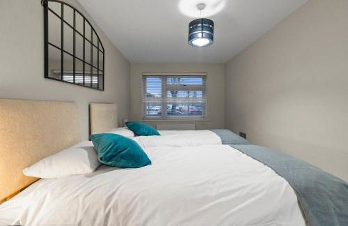 Solihull Flat For 2 with Fast WiFi with Free Secured Parking - Foto 6