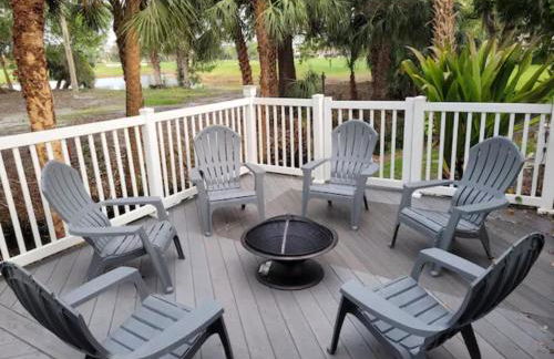 Remodeled 4BR Pool Home/IMG Golf View/Near Beaches - Photo 24