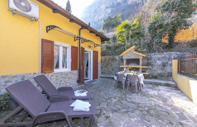 Cottage Brione - Photo 1