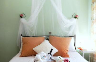 Portico Cozy Home - Photo 27