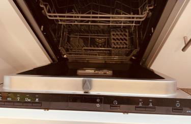 FELIX LIVING 5, Helle 2-Zimmer Wohnung mit Terrasse & Parkplatz, Langzeit & Business geeignet - Photo 6