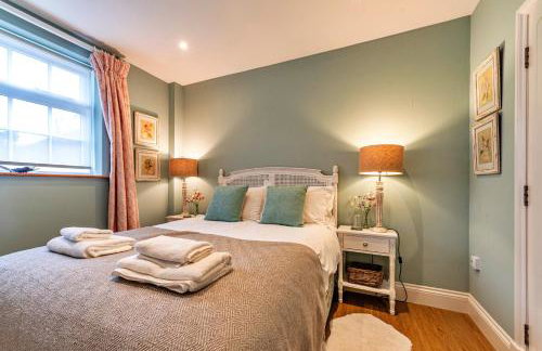 Finest Retreats - The Coach House at Tybroughton - Photo 37