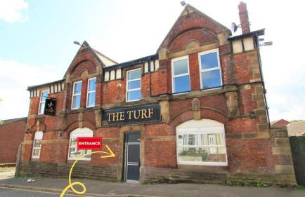 Modern 1BR Business Stay with Fast WiFi - Foto 11