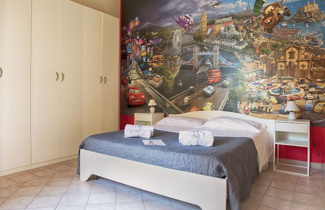 King Arthur's Houses - Photo 1