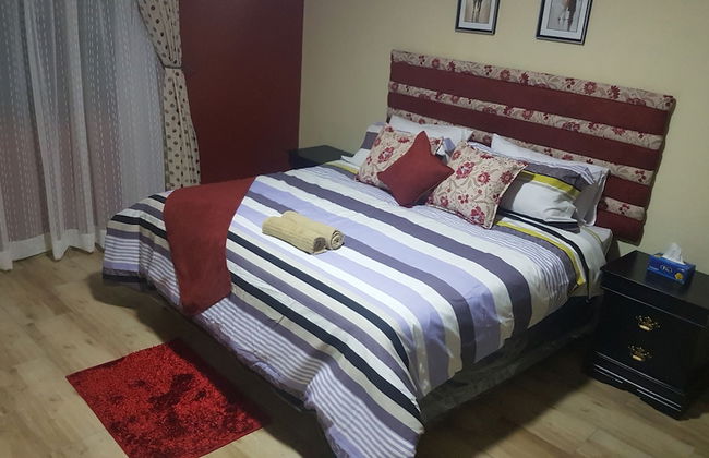 Harris Apartments - Photo 2