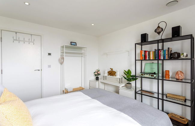 Stunning Brentford Penthouse - Foto 7