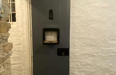 Victorian Police Station Apartment - Foto 2