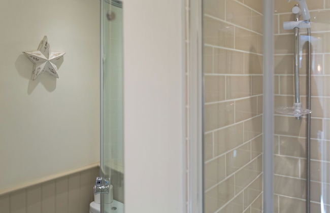 Jasmine Cottage-2BD in Heart of Bourton - Photo 42