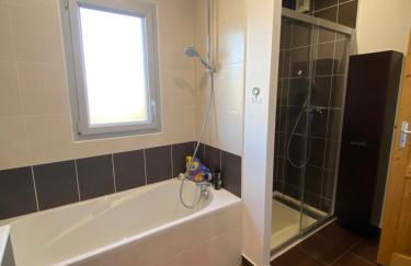 Maison idéale circuit-7 pers-proximité hyper centre, transports et tranquillité - Foto 24