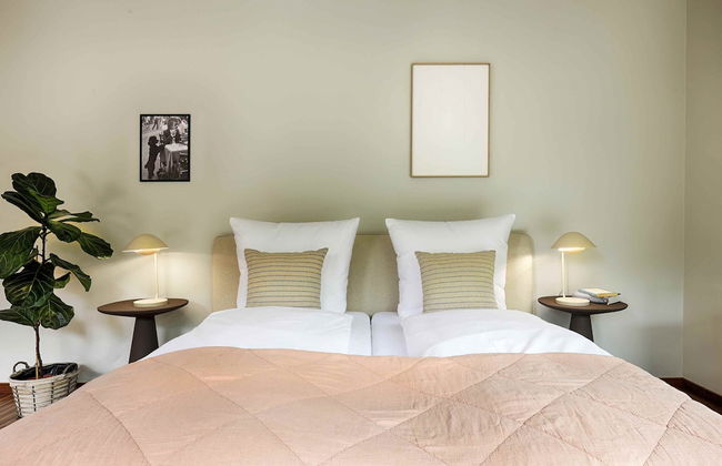 homie stay Architektenapartments im Grünen mit Blick auf die Würzburger Innenstadt - Photo 1