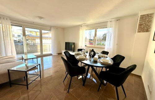 BONNYSTAY Rheinfelden - 6 Personen - Küche - Parkplatz - Terrasse - Foto 28