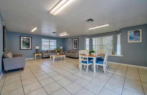 Familiar Retreat with Resort Access Near Disney - Foto 42