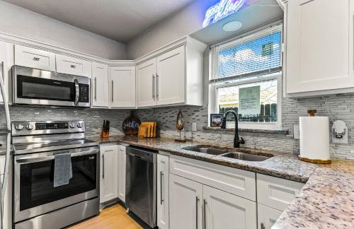 Stylish & Comfy Downtown Gem Irving Parking - Foto 10