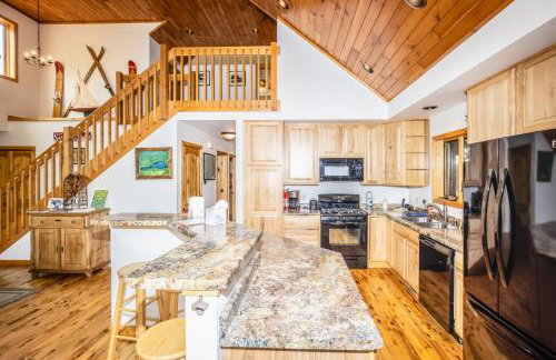 Northwoods Getaway - Photo 10