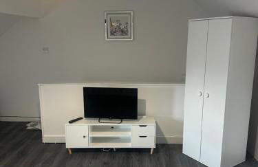 Apartment 2 Sheriff suits - Photo 4