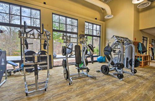 Big Canoe Mountain Resort Cabin with Pool Access! - Foto 25