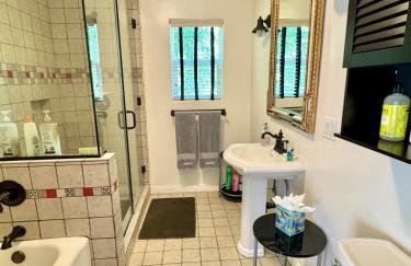 Prime West Los Angeles 4 Bedroom 2 Bathroom House - Foto 3