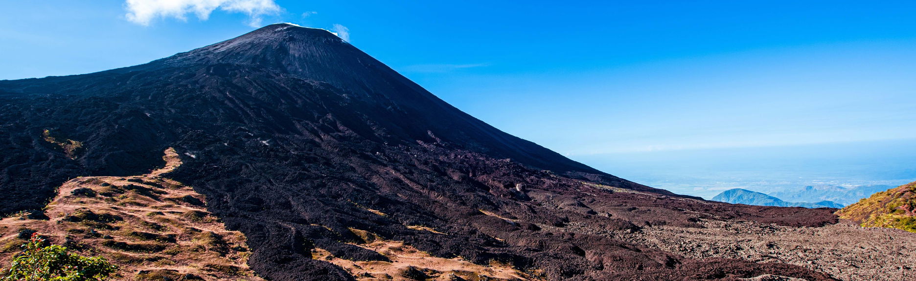 Excursión al Volcán de Pacaya y las termas de Kawilal