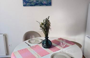 Modern Cozy Studio Apartment & Terrace - Photo 17