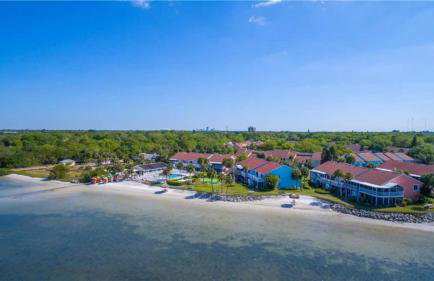 Private Beach Access 2 Pools Waterfront Oasis - Foto 34