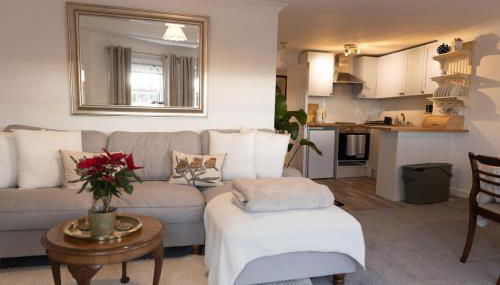 Charming Apartment with Prime Location - Foto 1