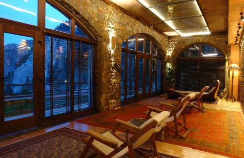 Montanema Handmade Village - Photo 43