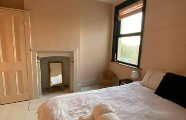 Edwardian Villa by the Sea Sleeps 8 Coastal Walk - Foto 13