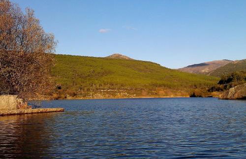 Cottage in Navas de Estena with Pool & Jacuzzi - Photo 29