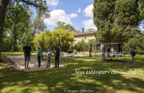 Villa spacieuse à Crastes avec piscine privée et vue montagne - Photo 3