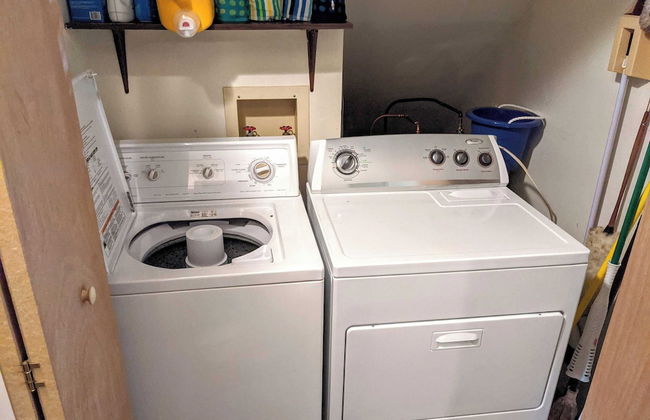 Hygge Home by Avantstay Deck for Outdoor Living, Fire Pit, Game Table - Photo 21