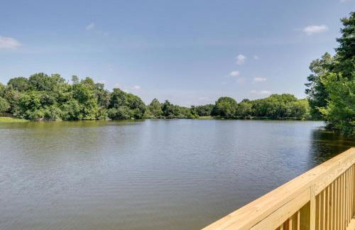 Lakefront College Station Home Near Texas A and M! - Foto 28