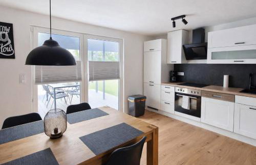 Ferienhaus Seeoase - 70qm - Kamin -Terrassen - Parkplatz - Badestelle fußläufig - Foto 13