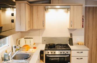 Beautiful 3bed Caravan on Windermere - on White Cross Bay Holiday Park - Photo 8