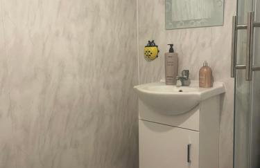 2 Bedroom Apartment on suite bathroom, Southmead Bristol - Foto 27