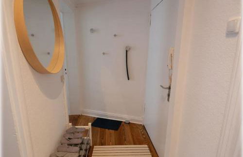 Gemütlich - 2 Zimmer-Altbau, 24h Check-in - Foto 3